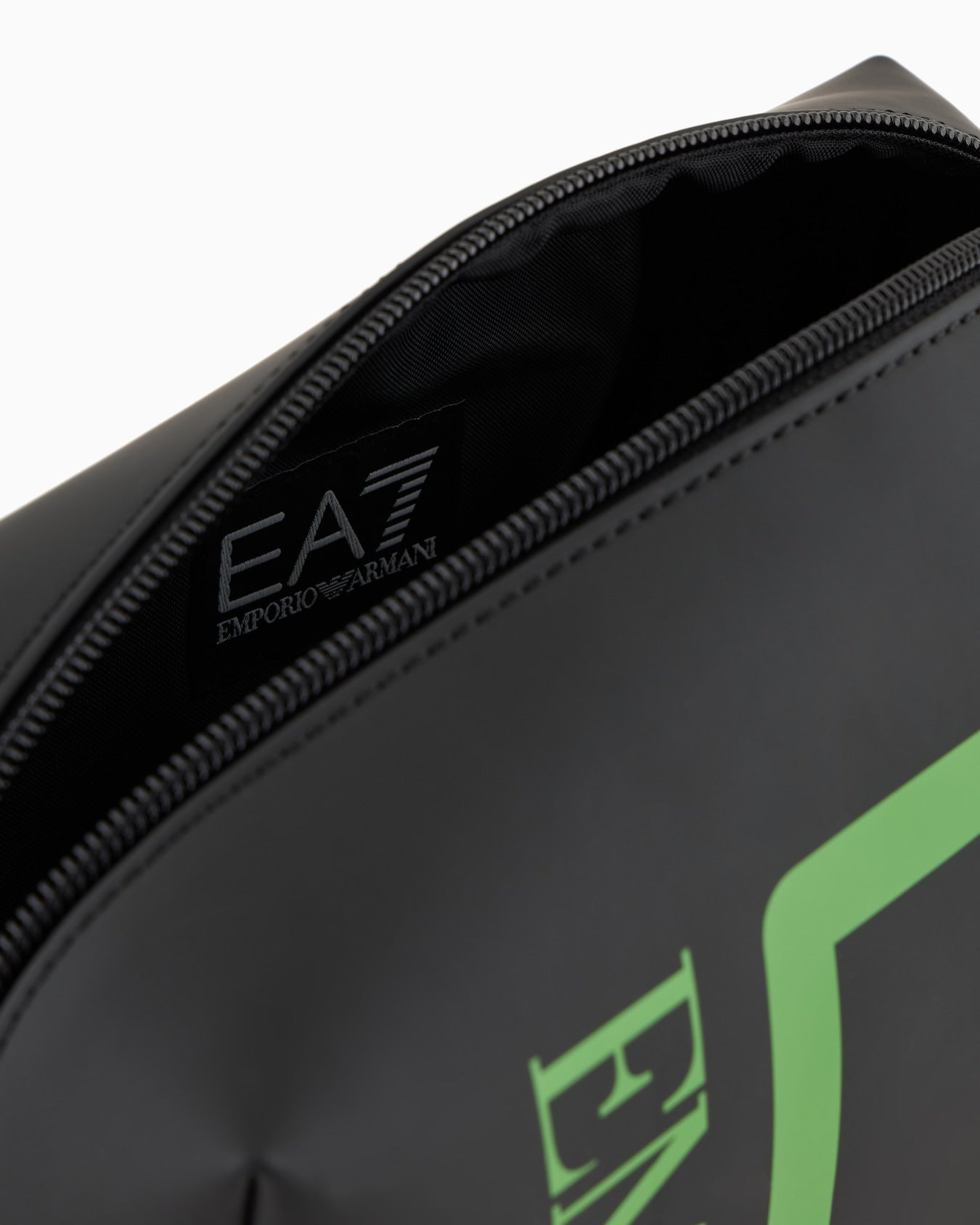 Beautycase EA7 245076 MC159 blackvibrantgreen