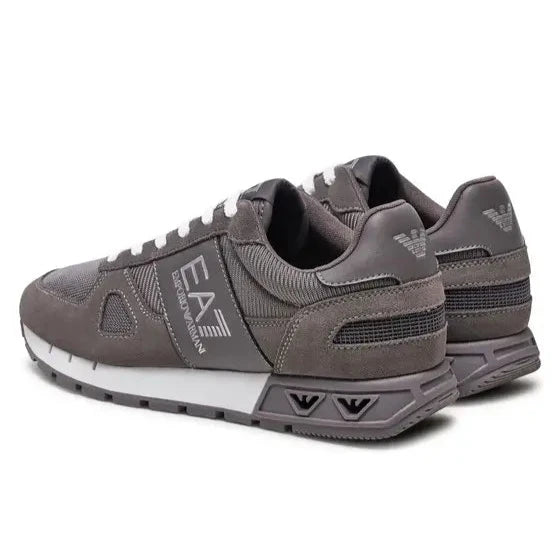 ea7-emporio-armani-eea7-sneakers-X8X151-T992-XK354-volcanic-regular-fit