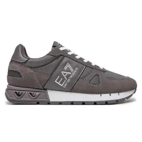 ea7-emporio-armani-eea7-sneakers-X8X151-T992-XK354-volcanic-regular-fit