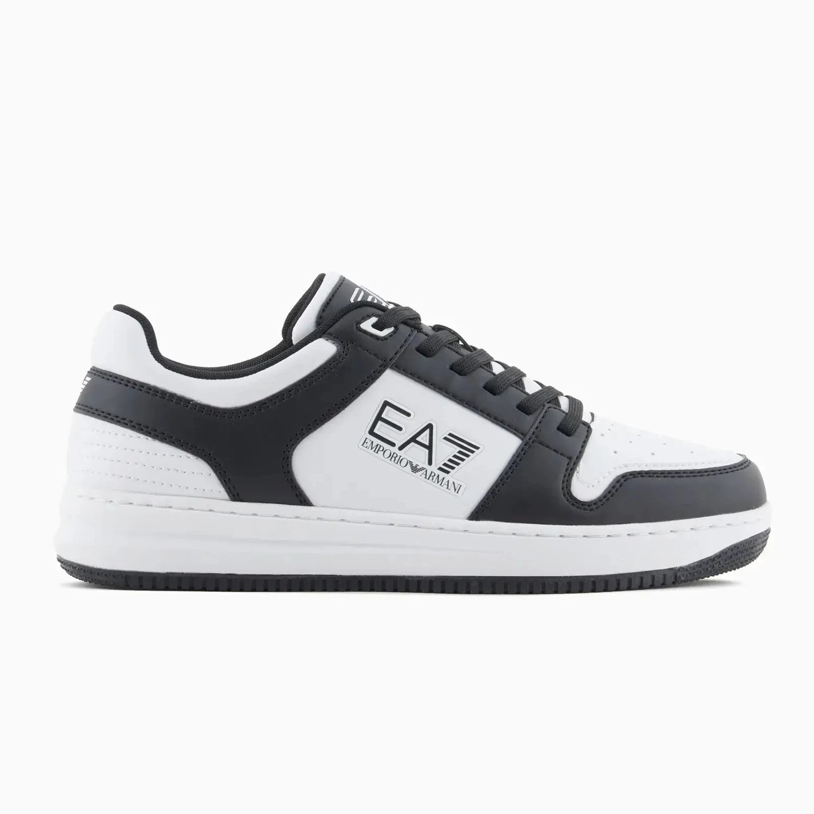 ea7-emporio-armani-ea7-sneakers-X8X189-N181-XK404-nero-bianco-regular-fit